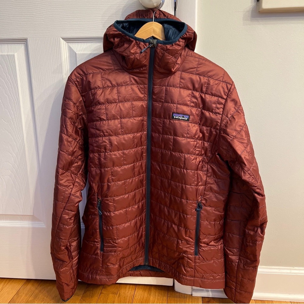 Patagonia Nano Puff Hoody for Men, Size Medium - Sequoia Red - BNWT